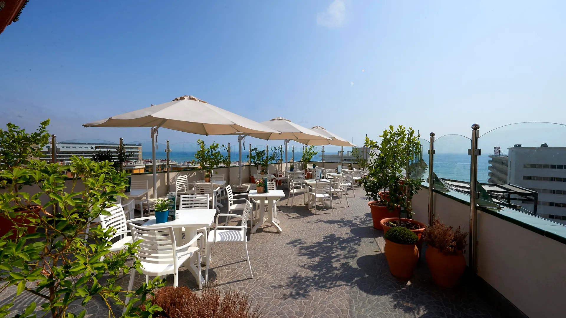 فندق Fenix Torremolinos - Adults Only Recommended